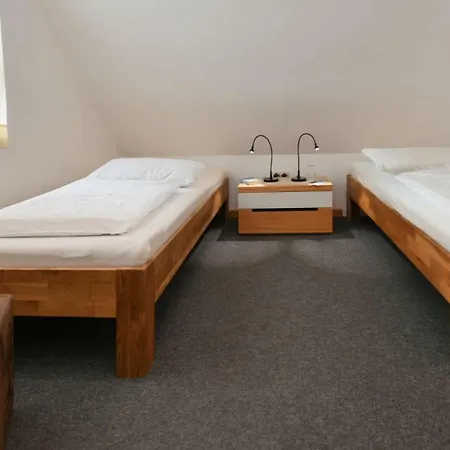 Kleine Pinkenburg Pinkenburg Sued - Im Haus 